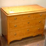 317 1160 CHEST OF DRAWERS